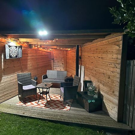 Offa'S Lodge Family Home Quiet Area With Sea Views Prestatyn Esterno foto