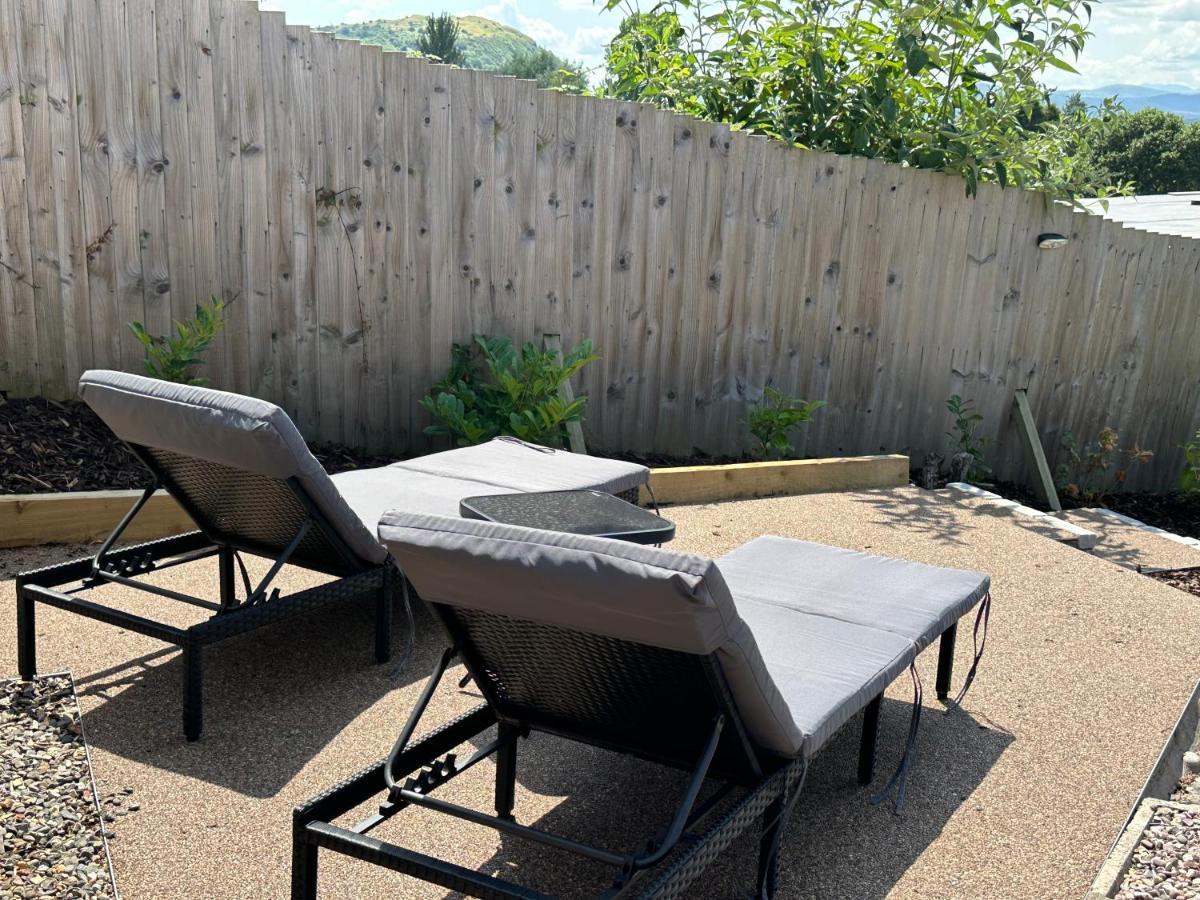 Offa'S Lodge Family Home Quiet Area With Sea Views Prestatyn Esterno foto