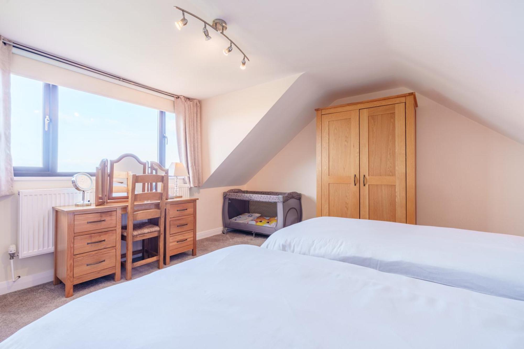 Offa'S Lodge Family Home Quiet Area With Sea Views Prestatyn Esterno foto